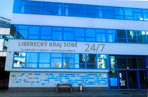 PO PROJEDNÁNÍ Označení budova final